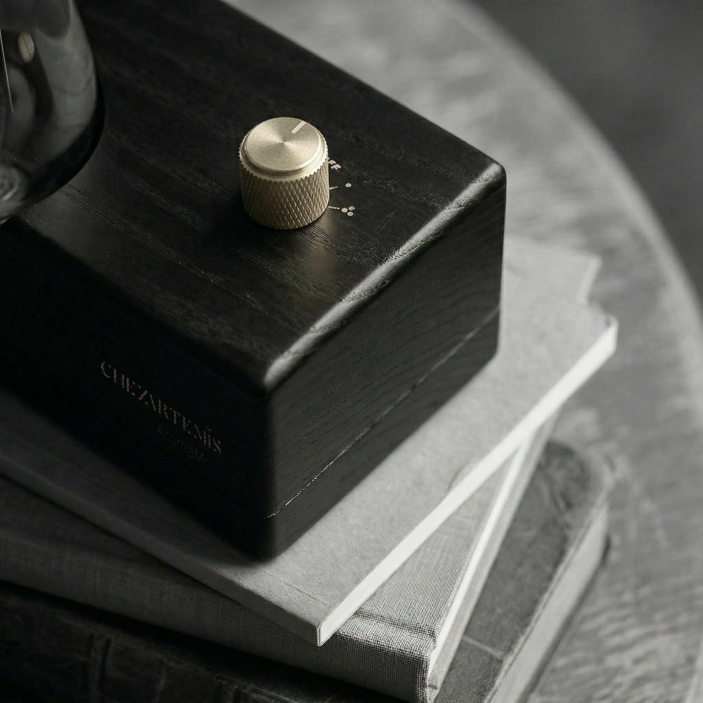 Larmes. Black Obsidian